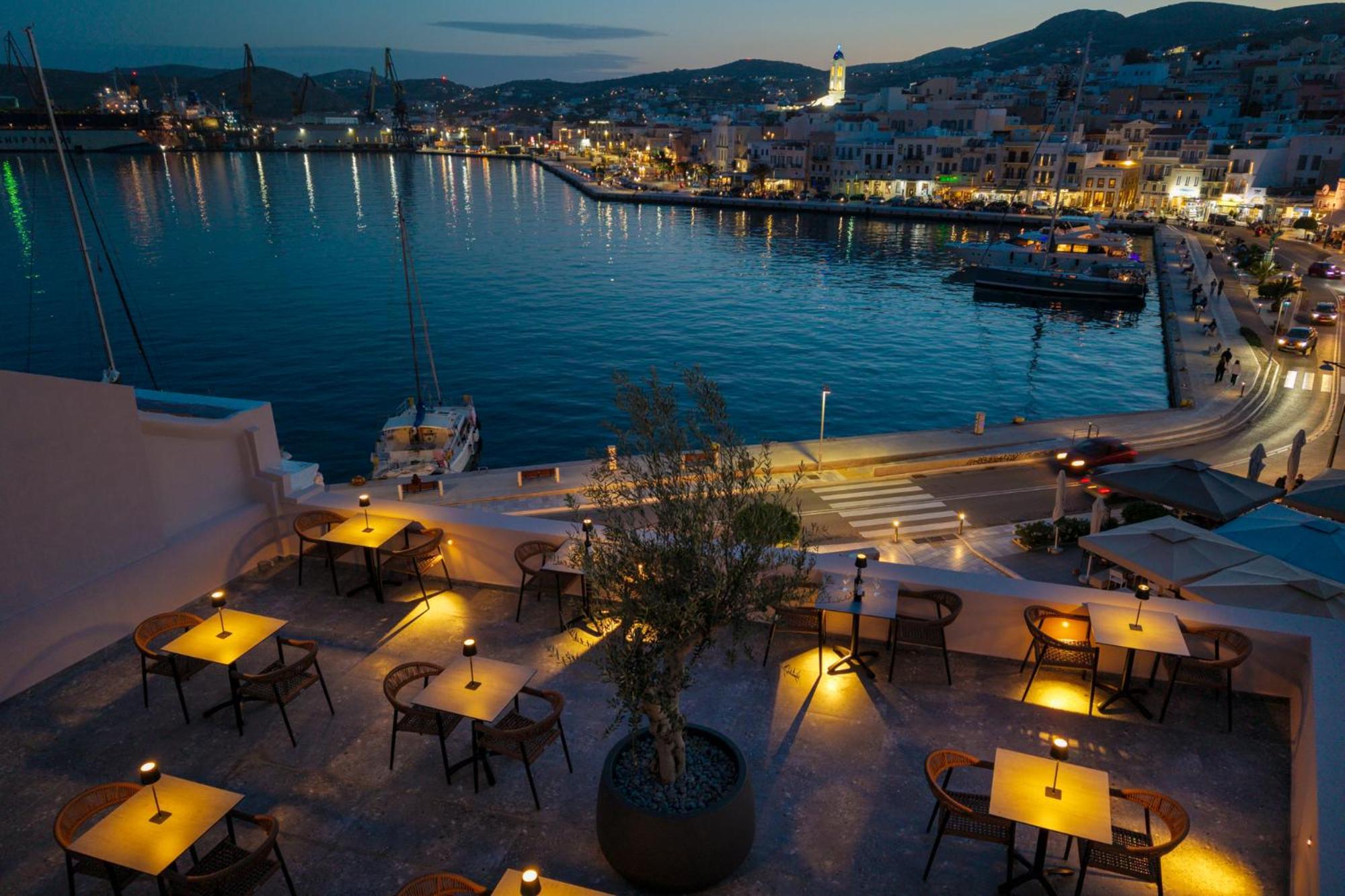 Eclectic Syros Panzió Ermúpoli Kültér fotó